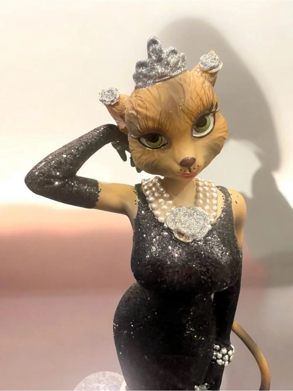 Margaret Le Van Alley CatsHollywood Katty GolightlyFigurine.